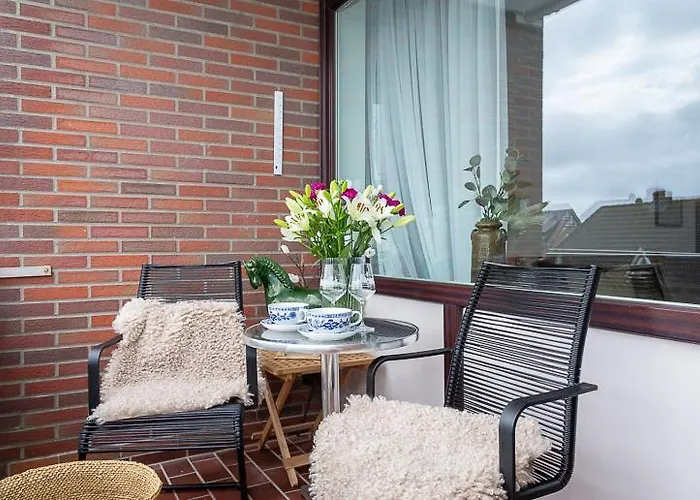 Апартаменты High By The Sea